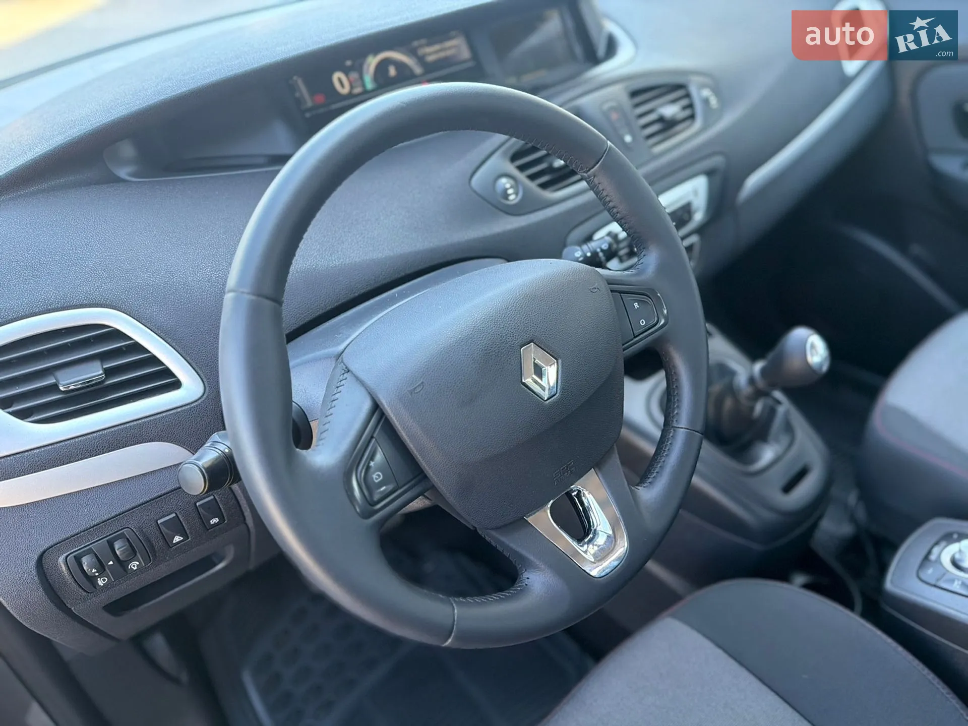 2014 Renault Scenic - мініатюра 27