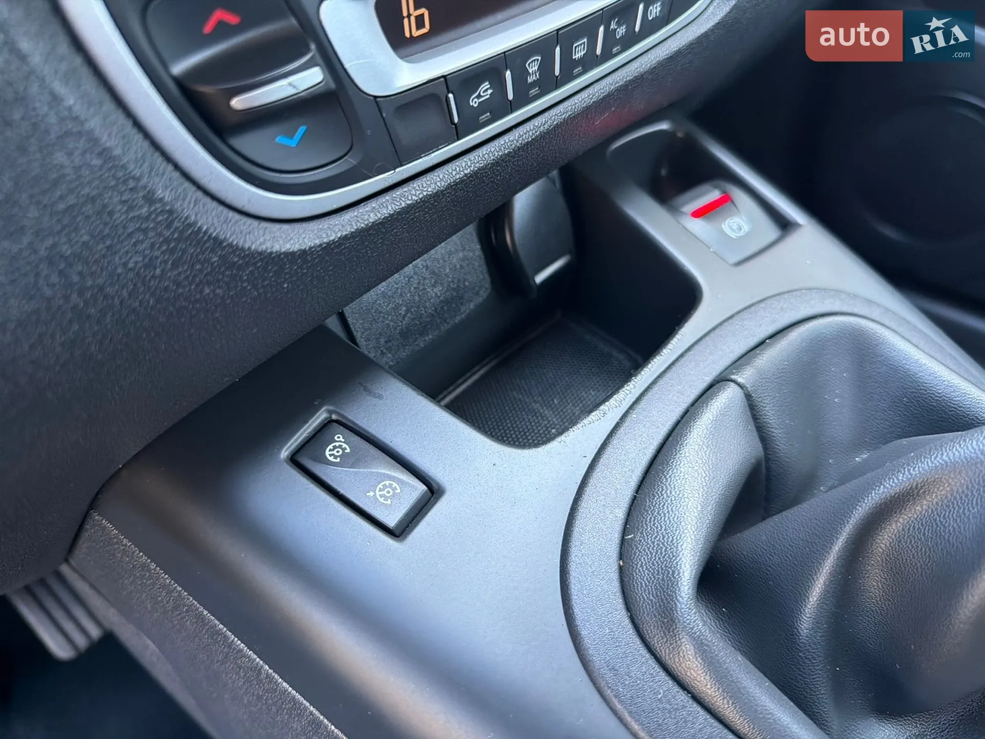 2014 Renault Scenic - мініатюра 31