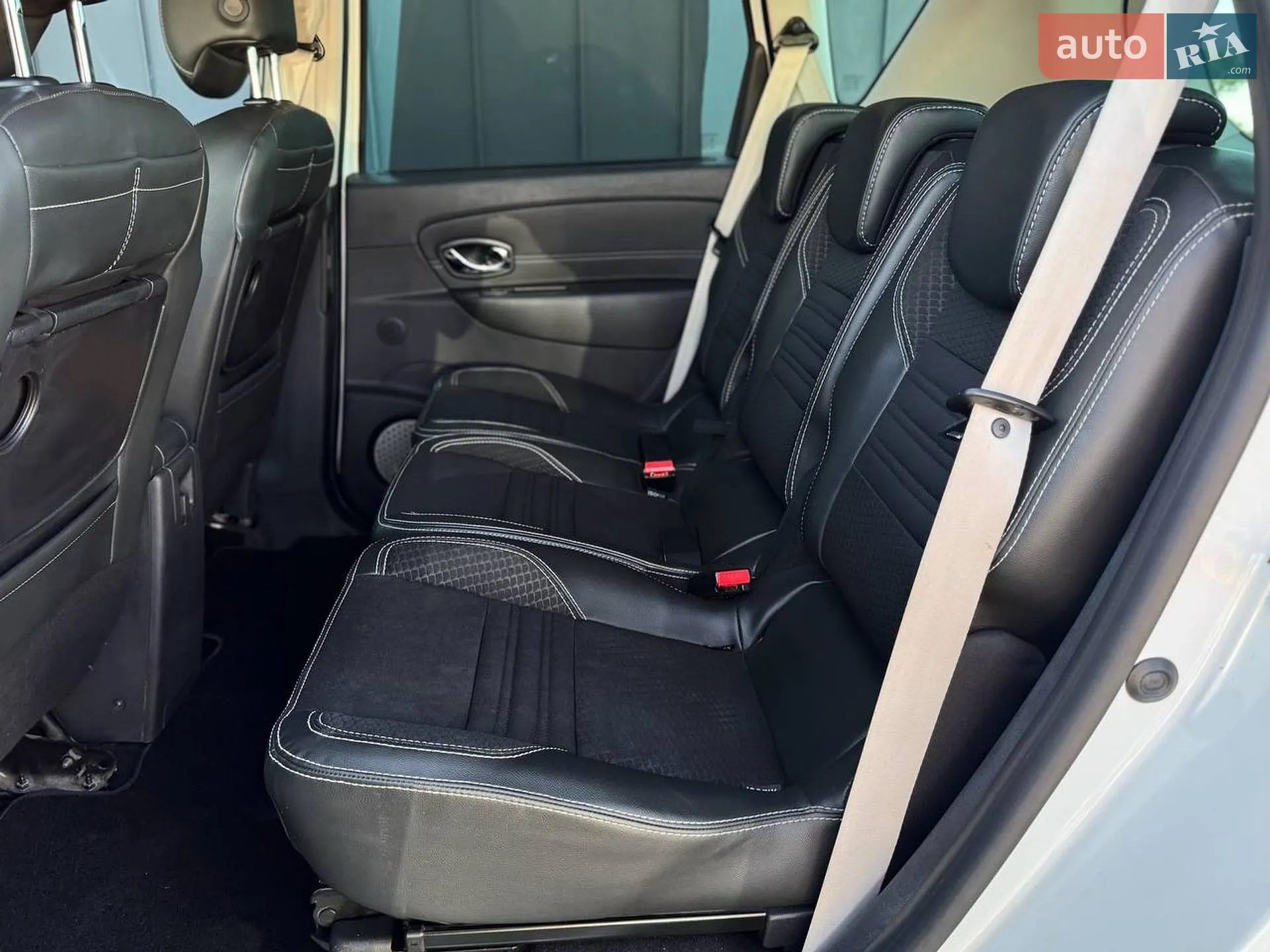 2016 Renault Scenic - мініатюра 26