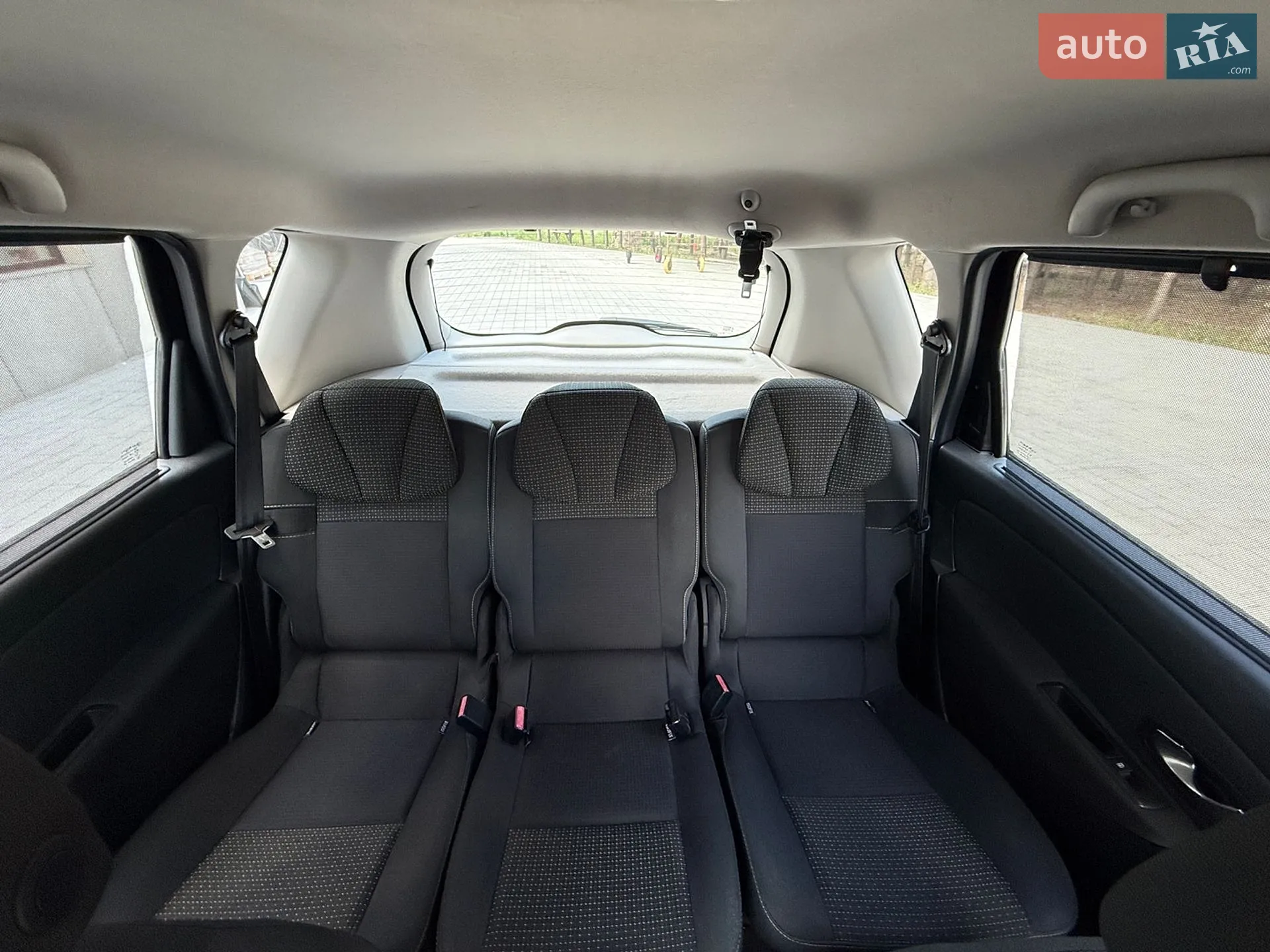 2010 Renault Scenic - мініатюра 31