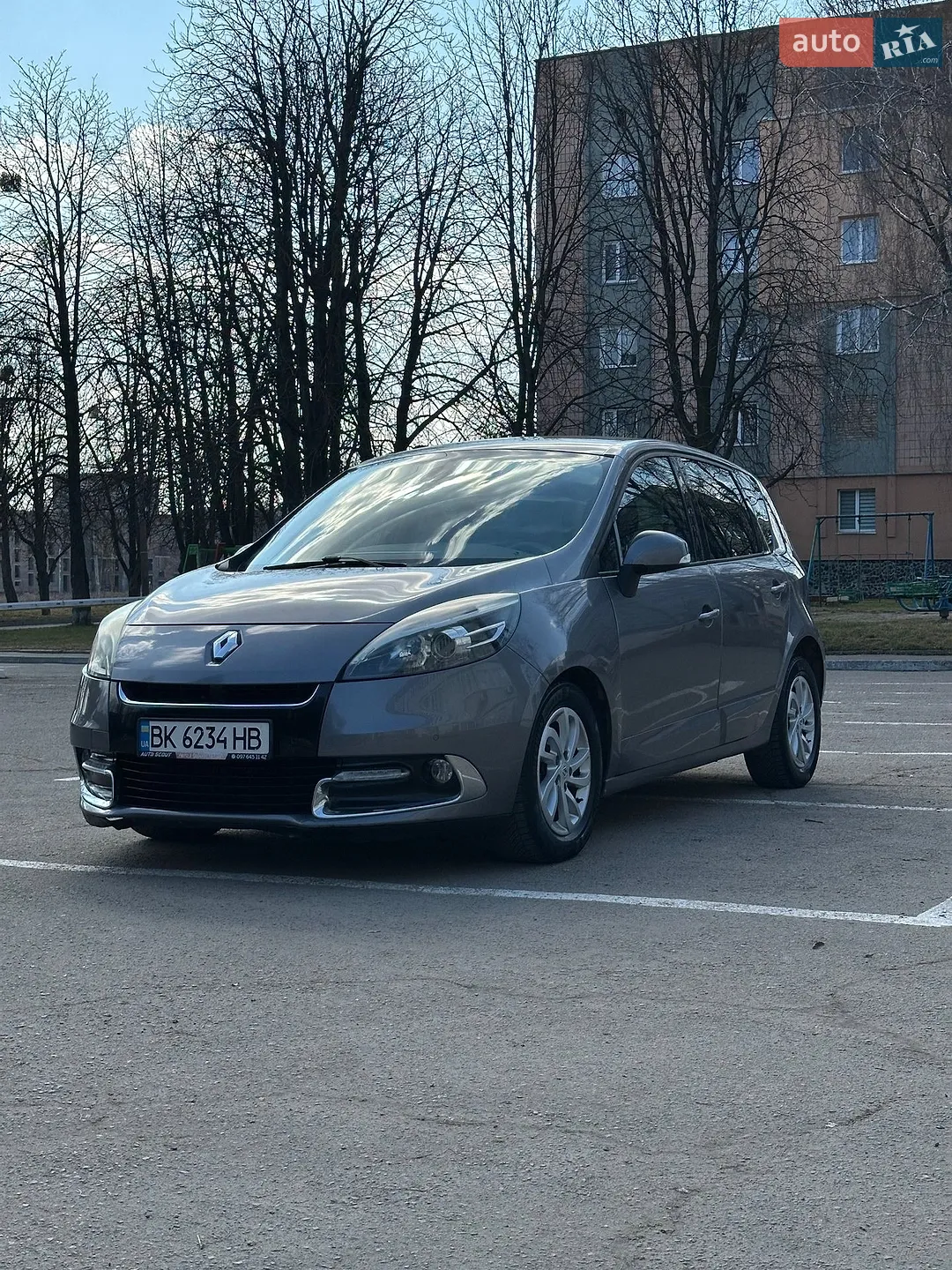 2012 Renault Scenic - фото 1