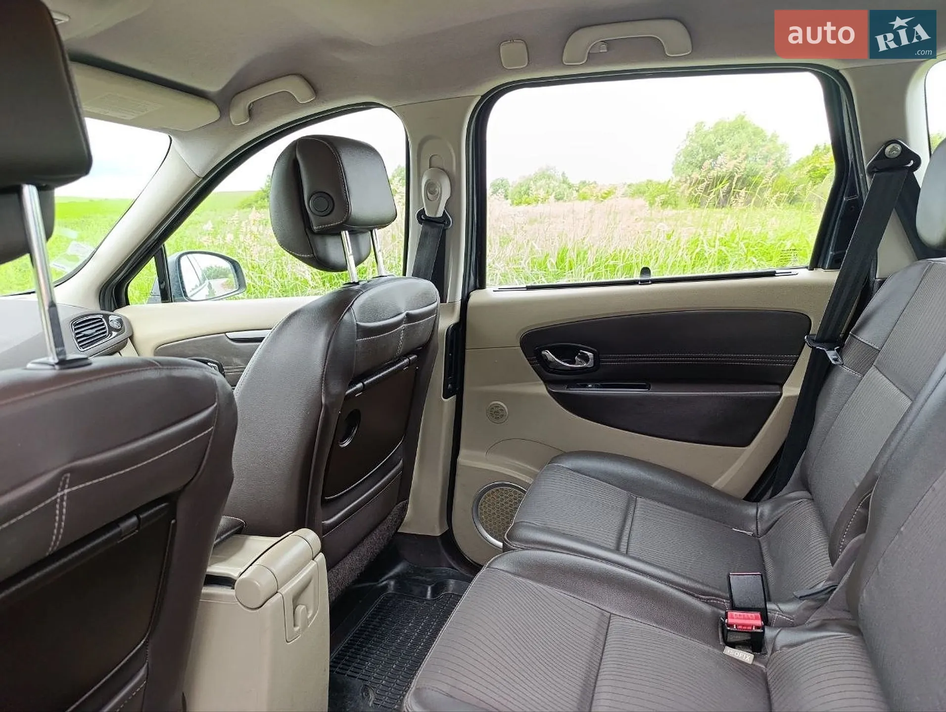 2011 Renault Scenic - мініатюра 37