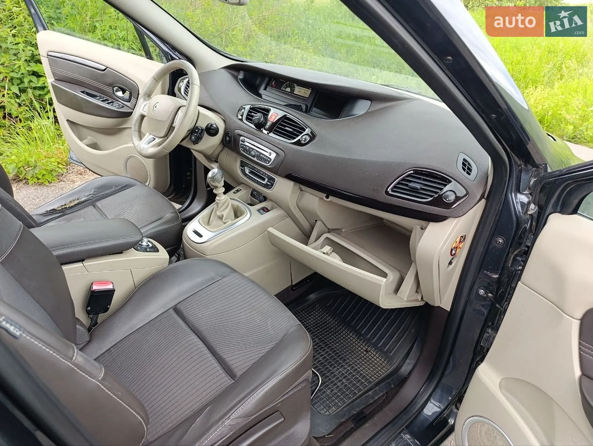 2011 Renault Scenic - мініатюра 39