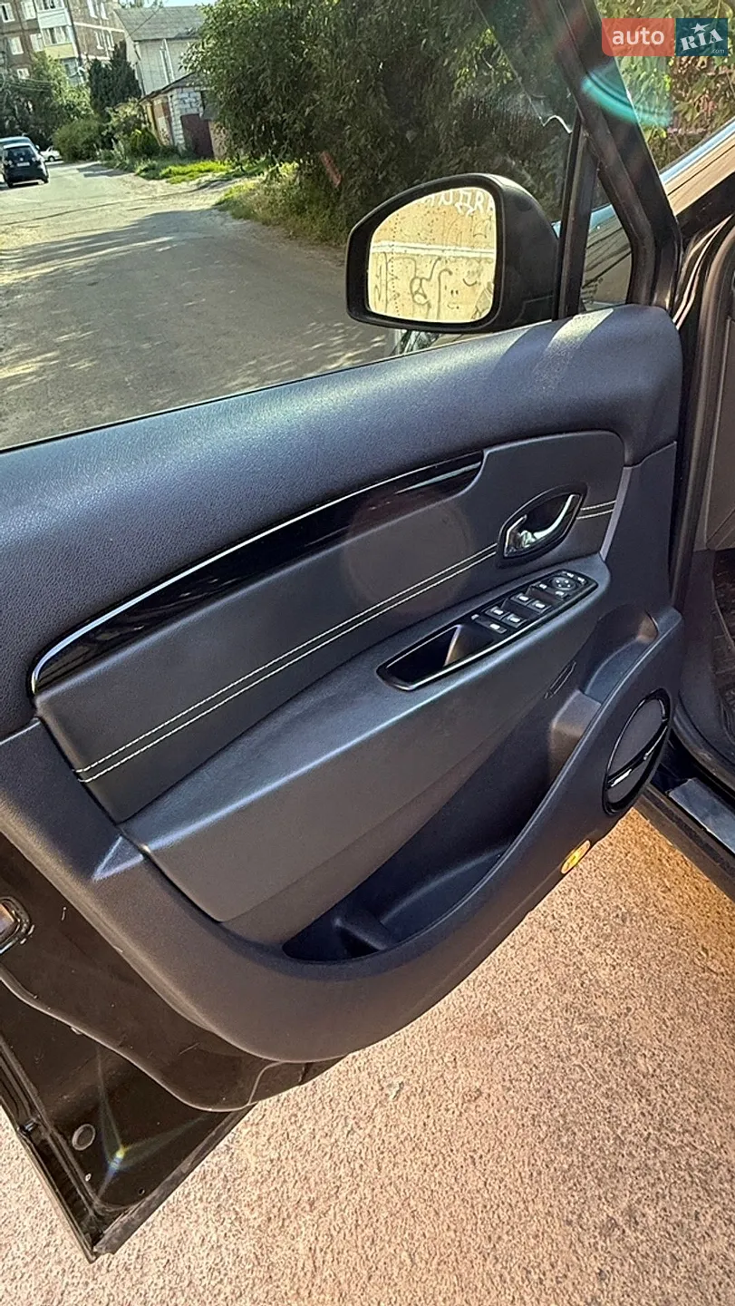 2012 Renault Scenic - мініатюра 16