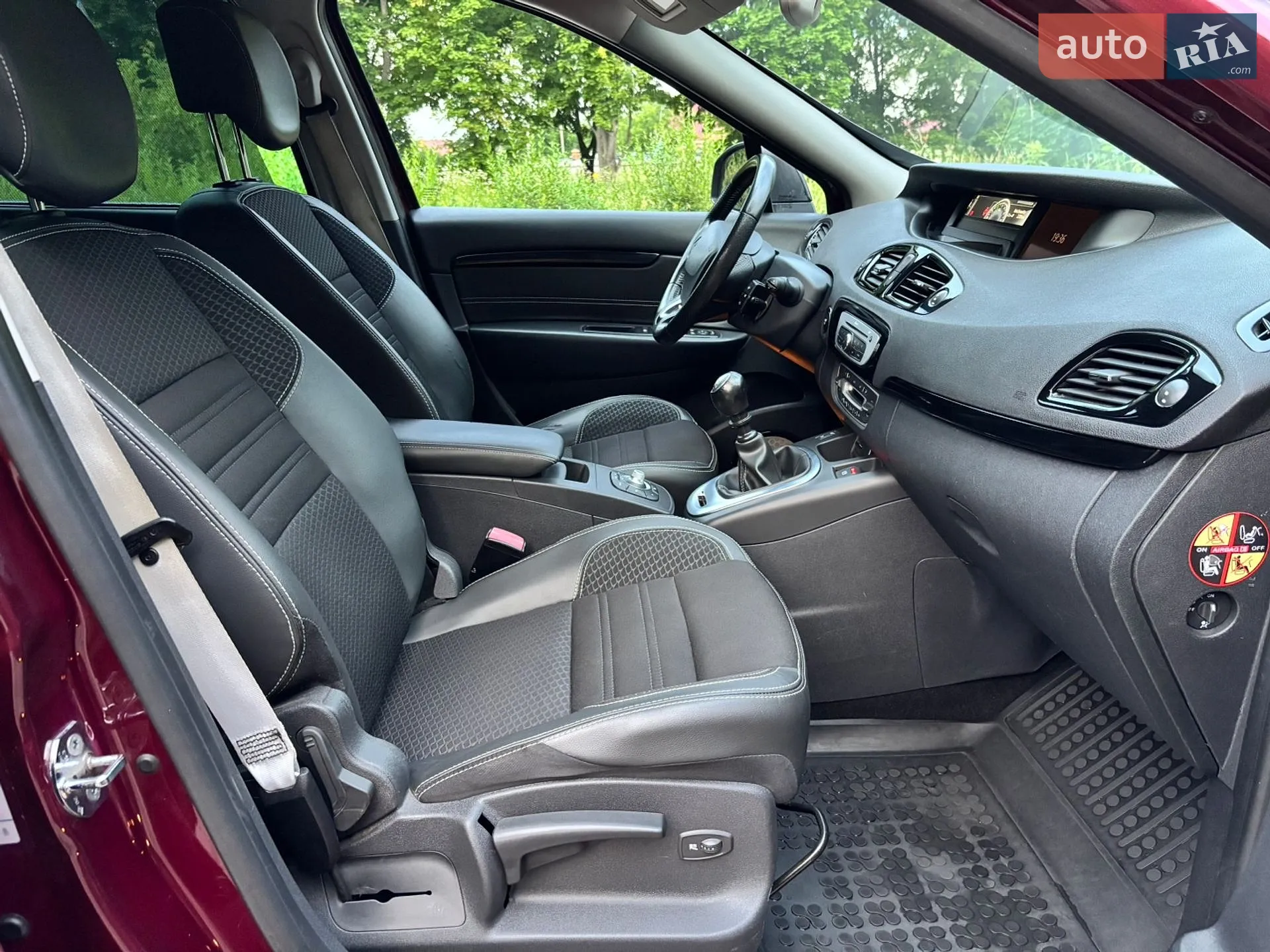 2016 Renault Scenic - мініатюра 32