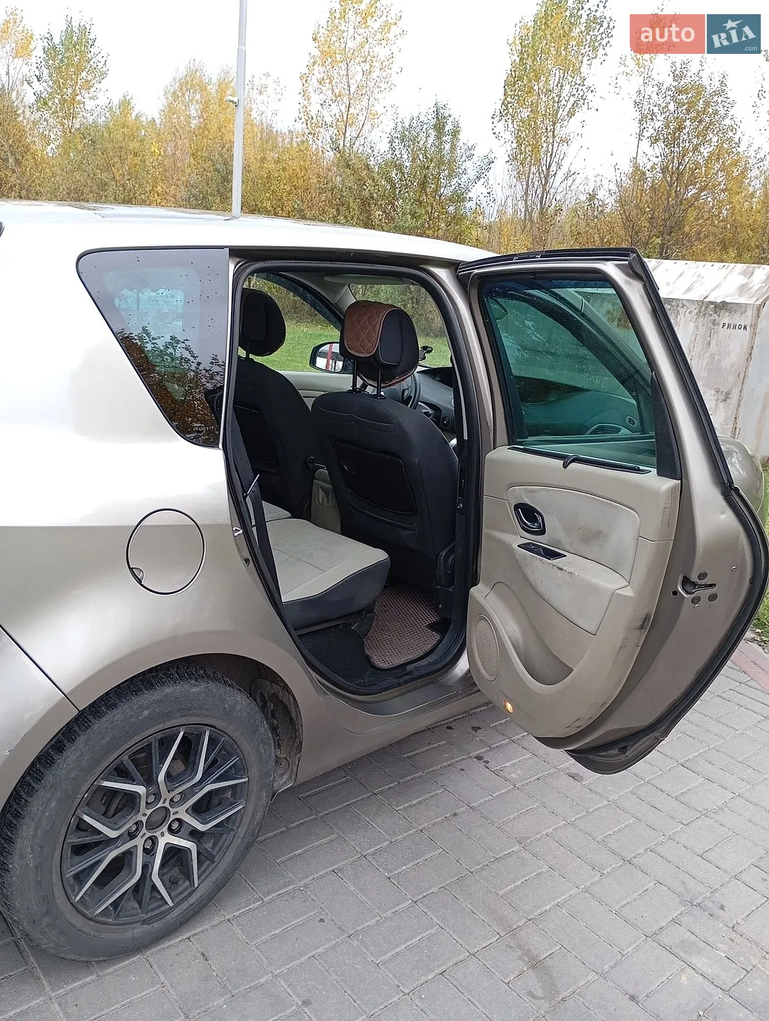 2010 Renault Scenic - мініатюра 5