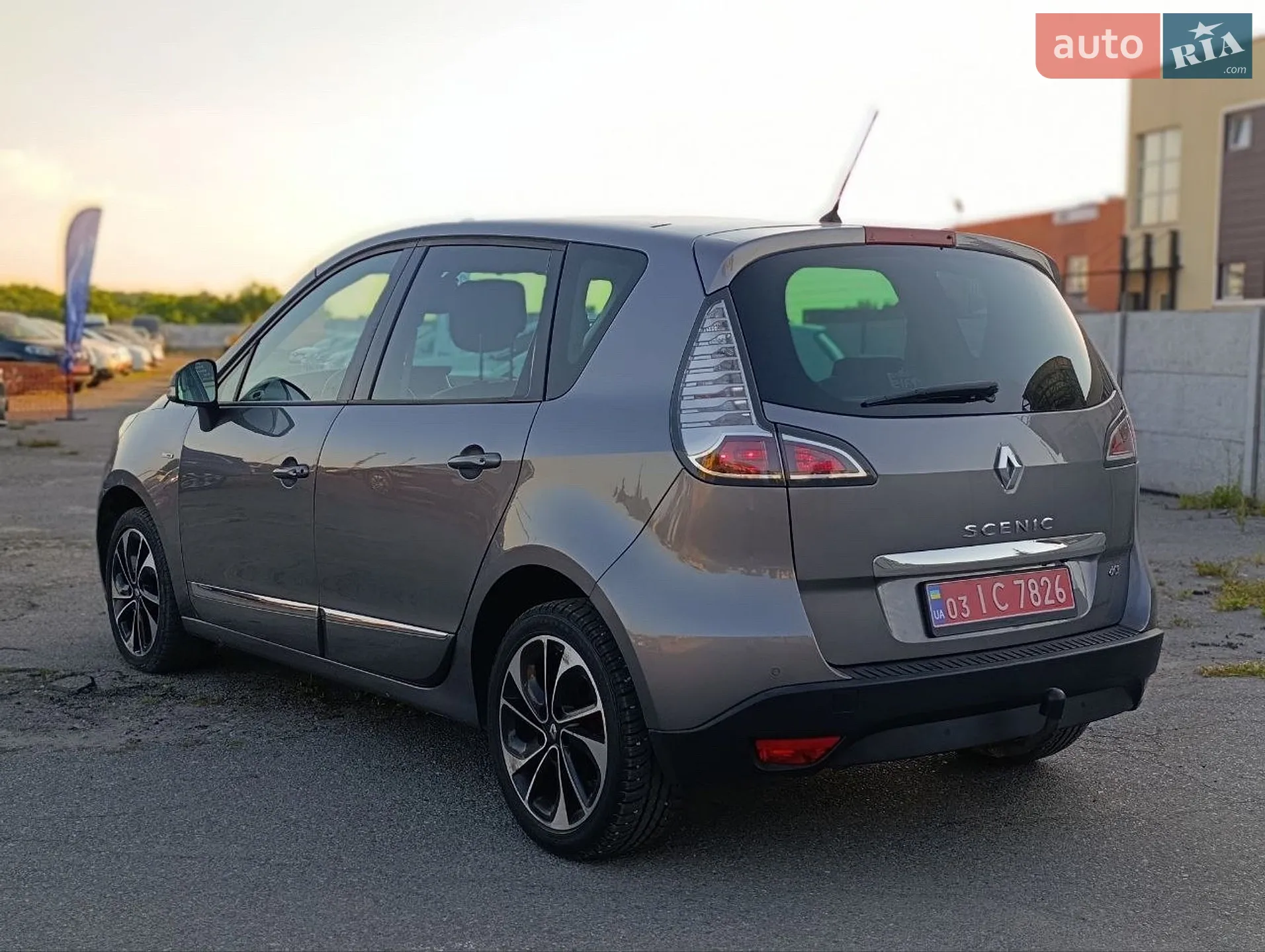 2016 Renault Scenic - мініатюра 8