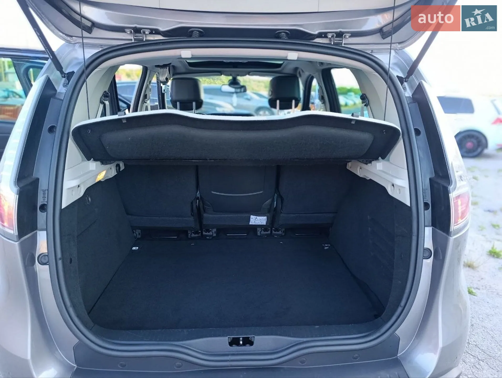 2016 Renault Scenic - мініатюра 13