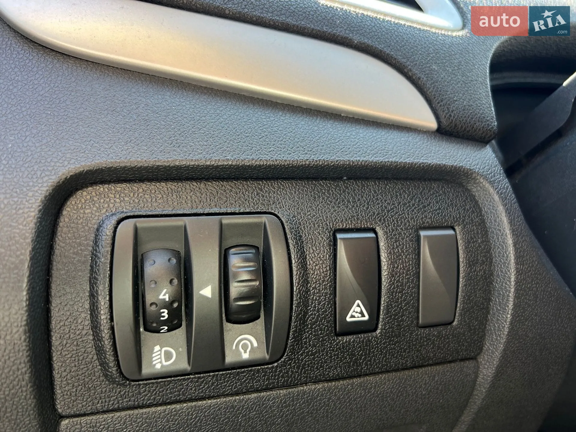 2012 Renault Scenic - мініатюра 12