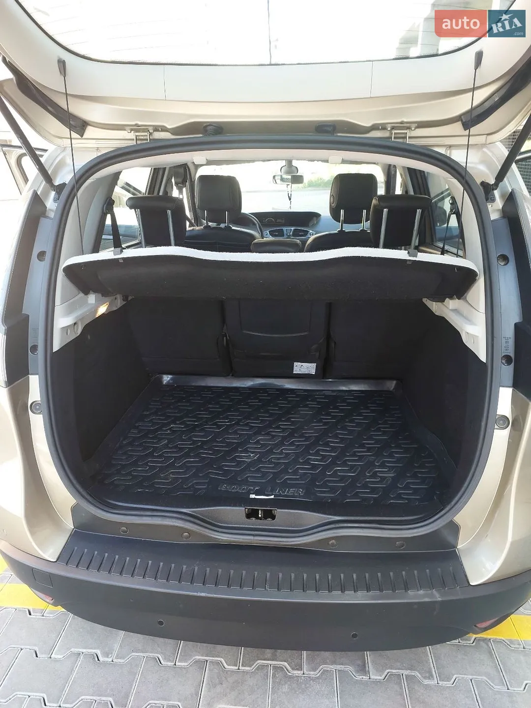 2013 Renault Scenic - мініатюра 16