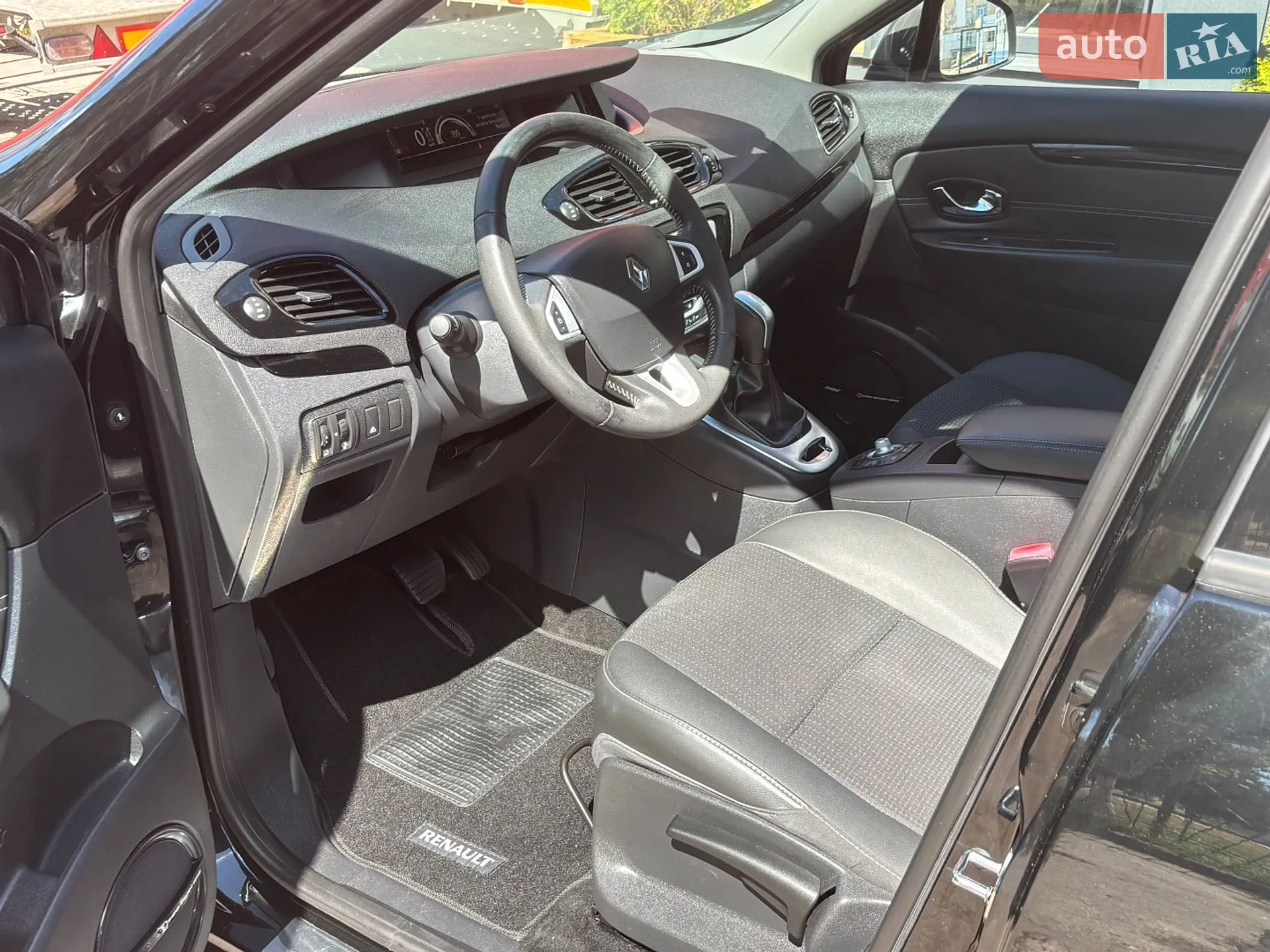 2013 Renault Scenic - мініатюра 22