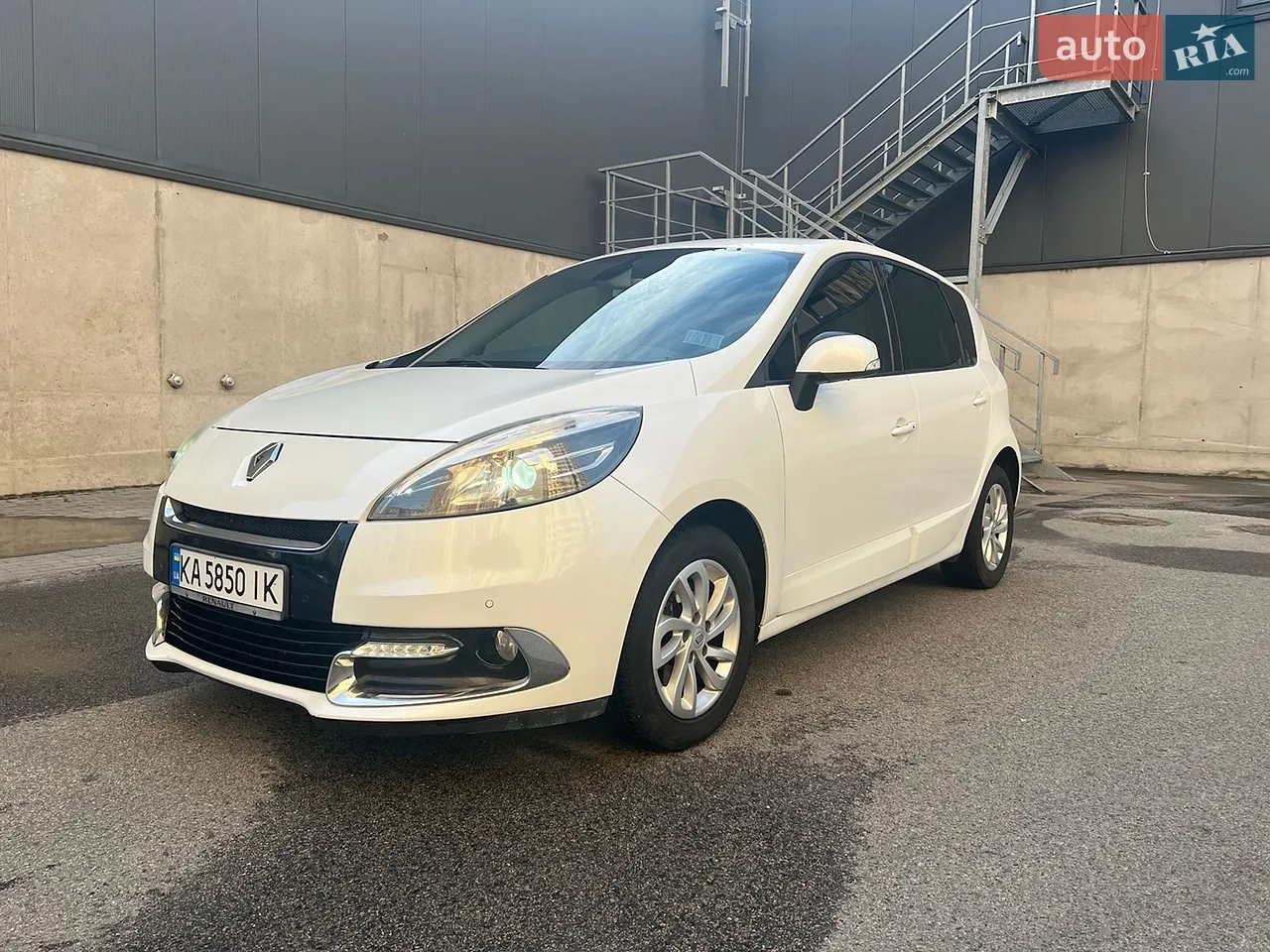 2011 Renault Scenic - мініатюра 23