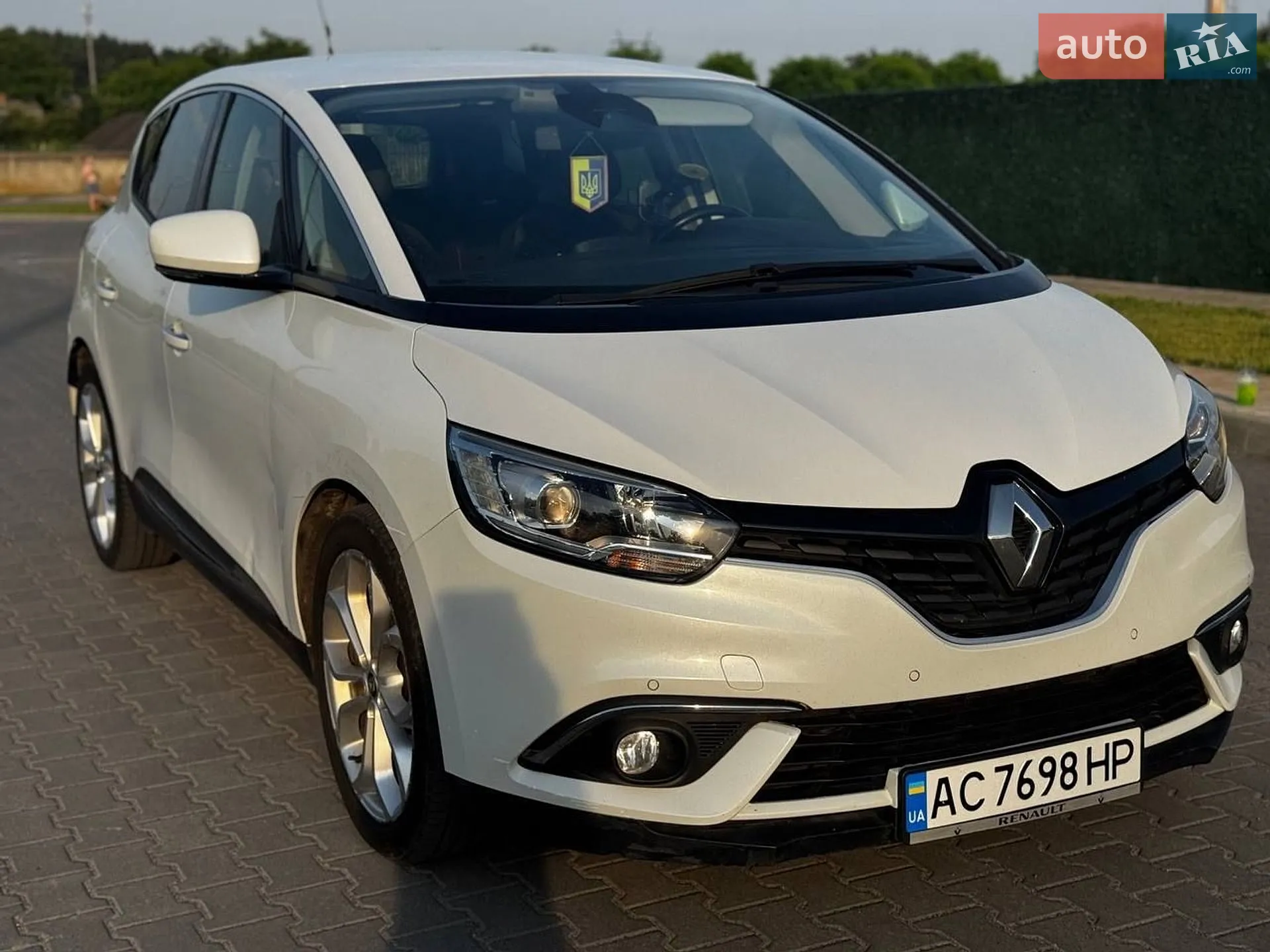 2016 Renault Scenic - мініатюра 3