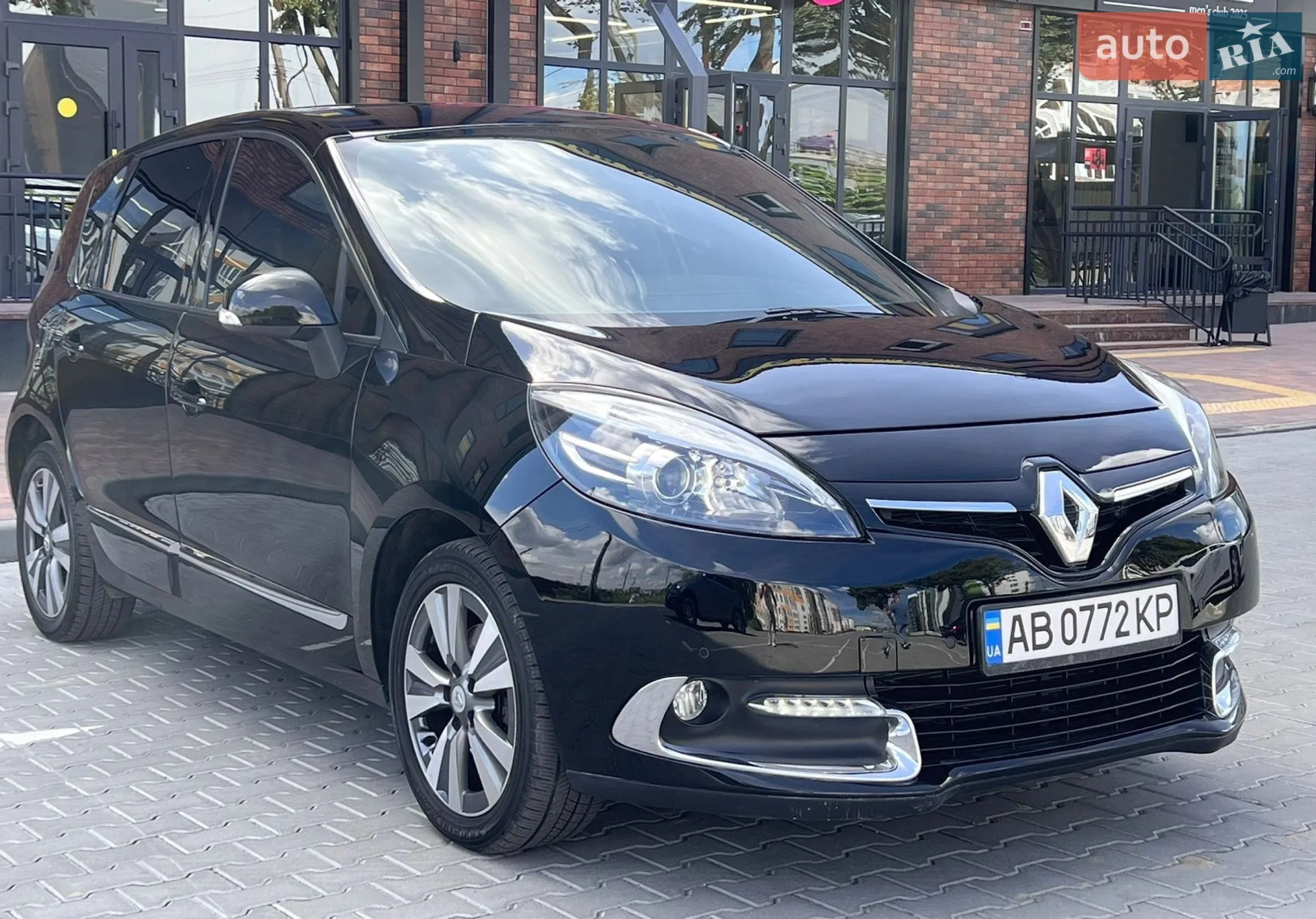 2013 Renault Scenic - мініатюра 2