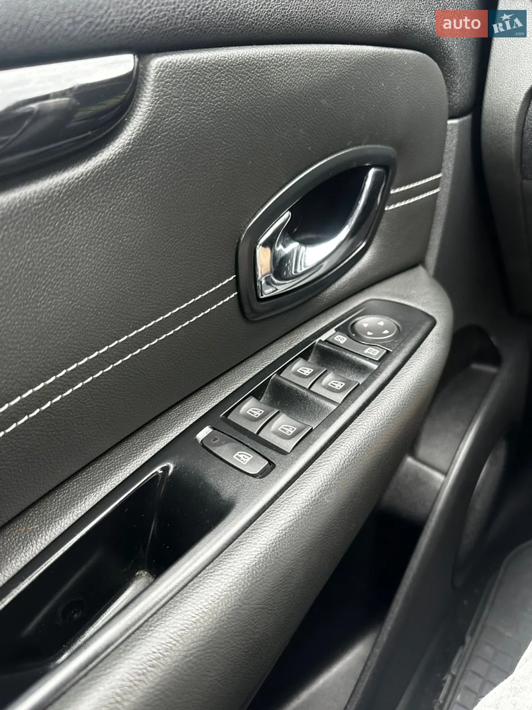 2015 Renault Scenic - мініатюра 15