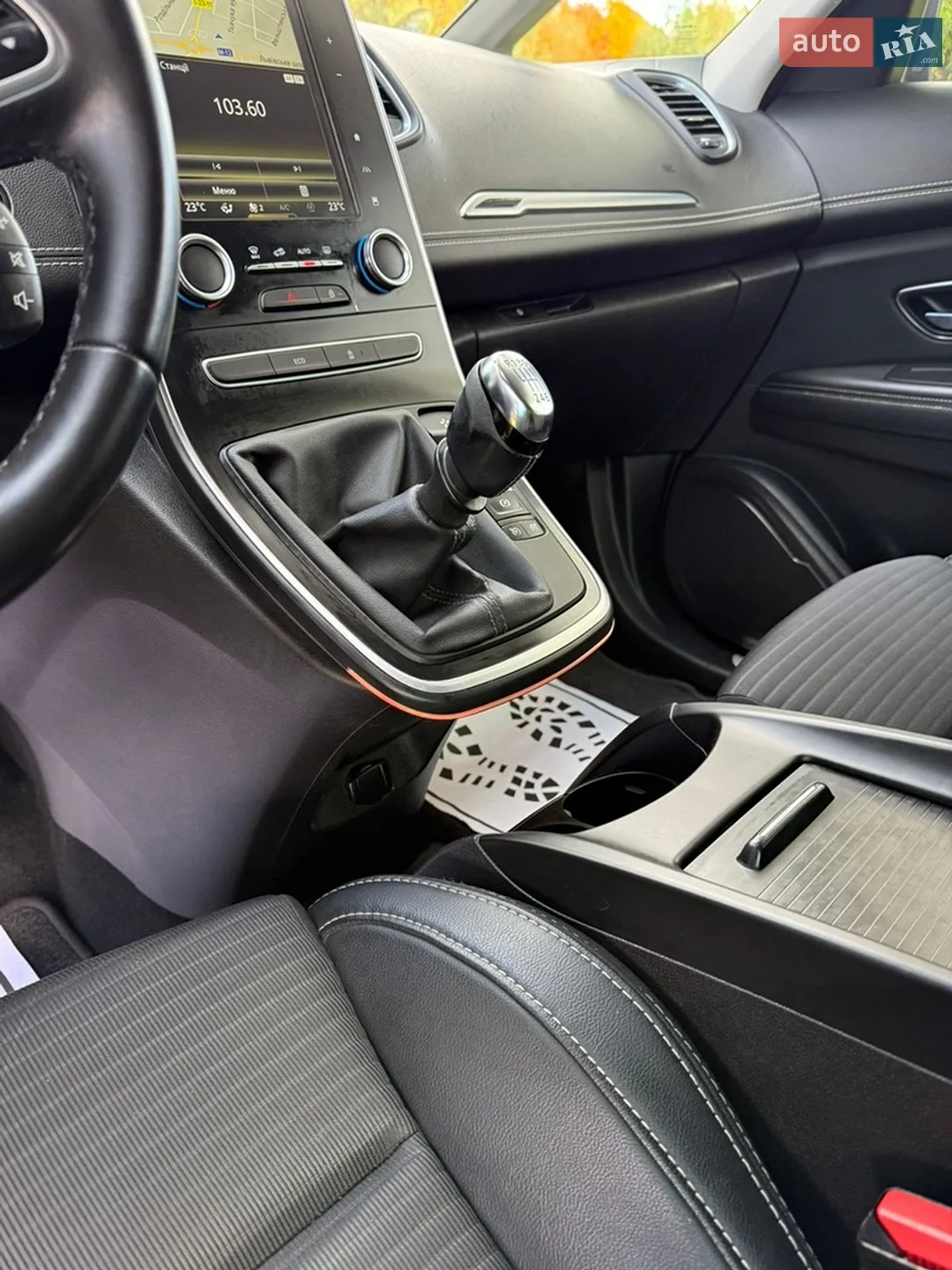 2017 Renault Scenic - мініатюра 35