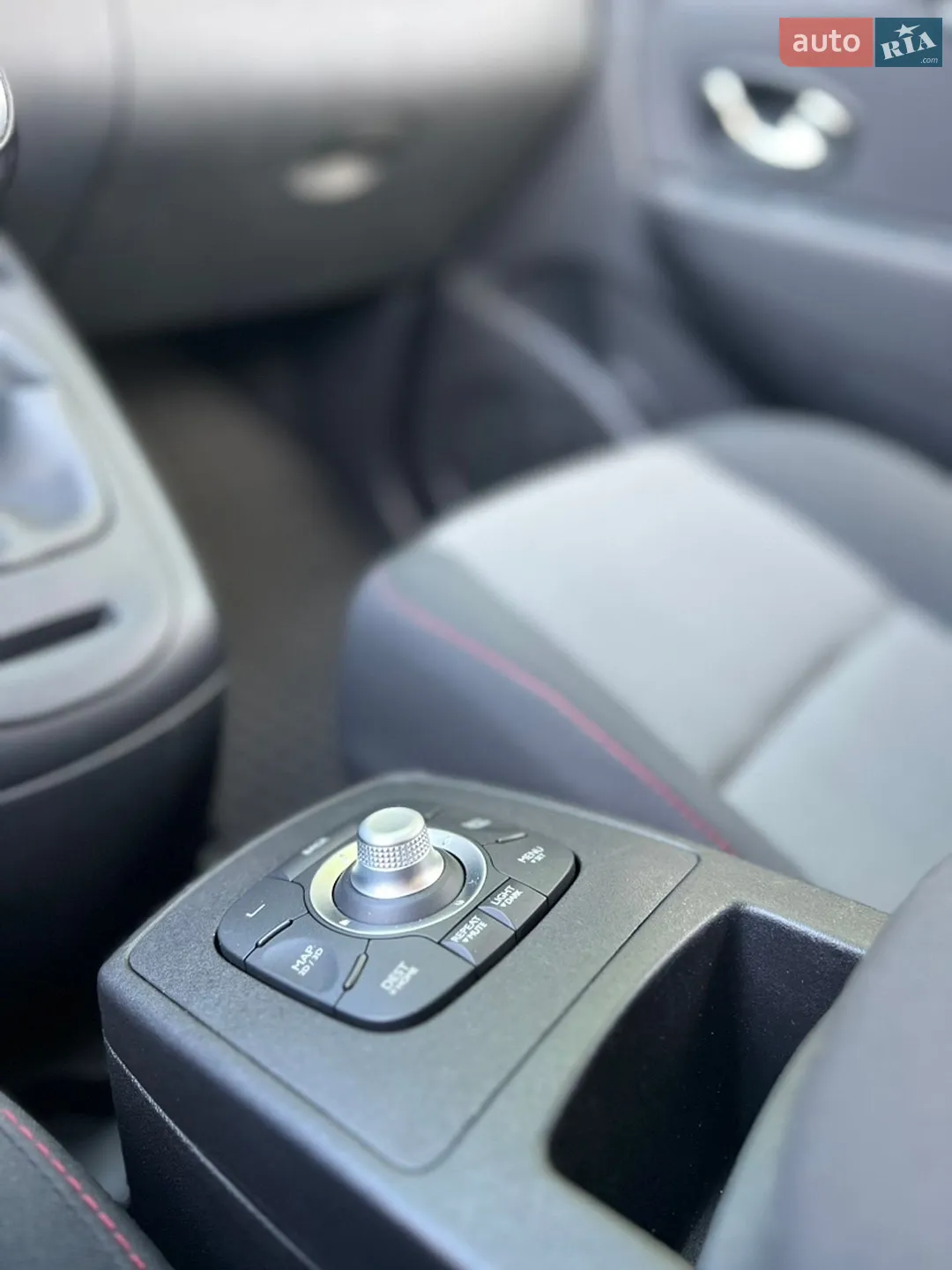 2014 Renault Scenic - мініатюра 25