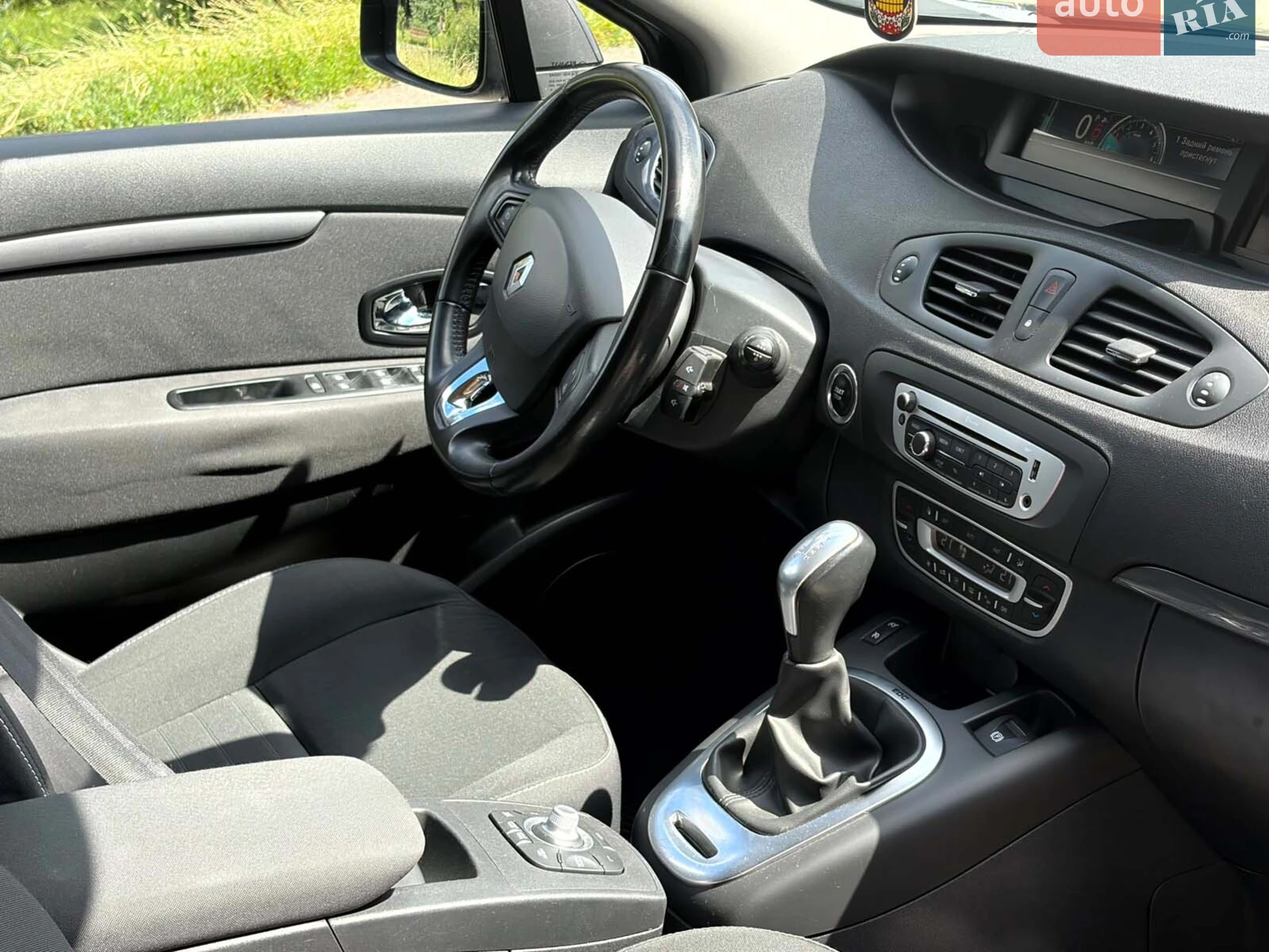 2015 Renault Scenic - мініатюра 16