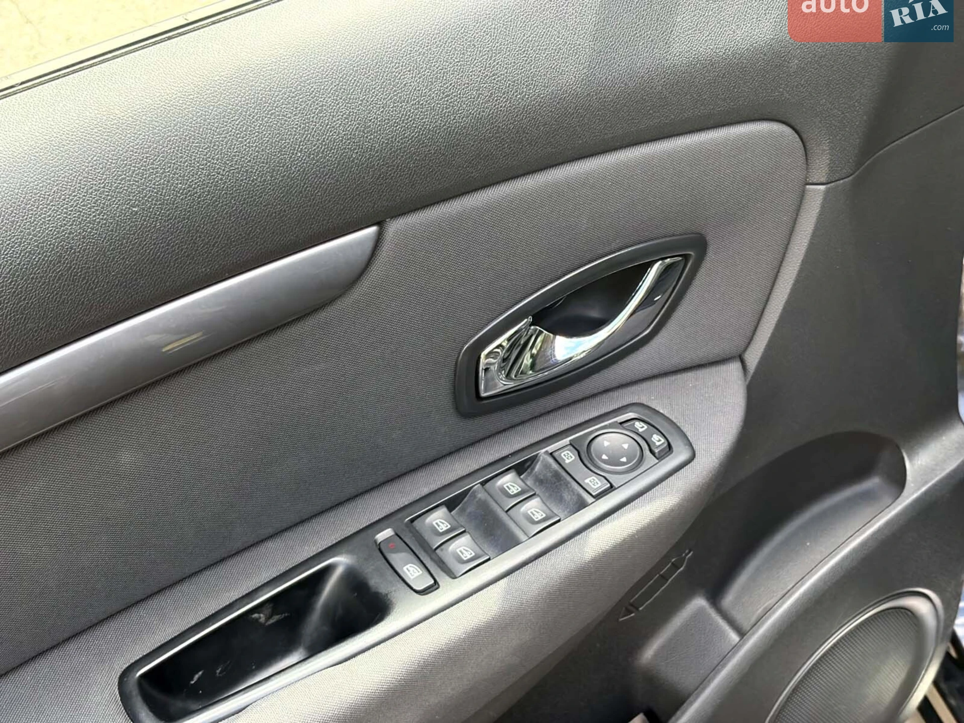 2015 Renault Scenic - мініатюра 24