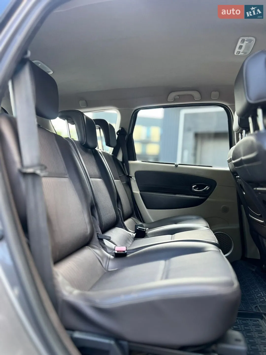 2011 Renault Scenic - мініатюра 14
