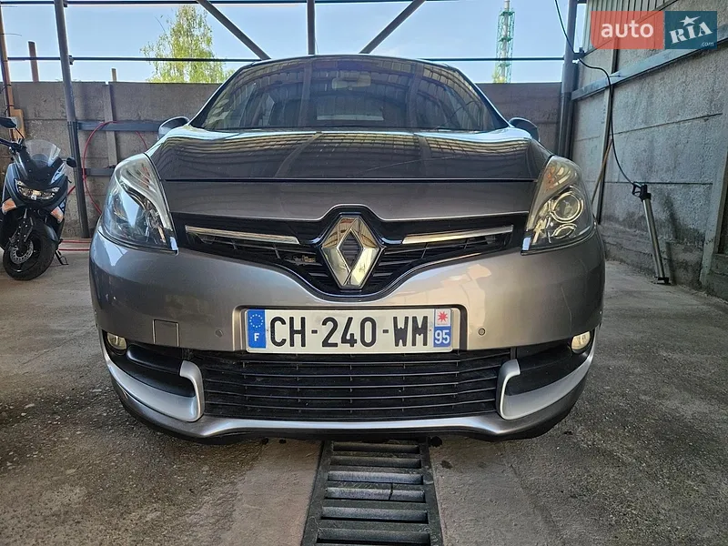 Renault Scenic 2012