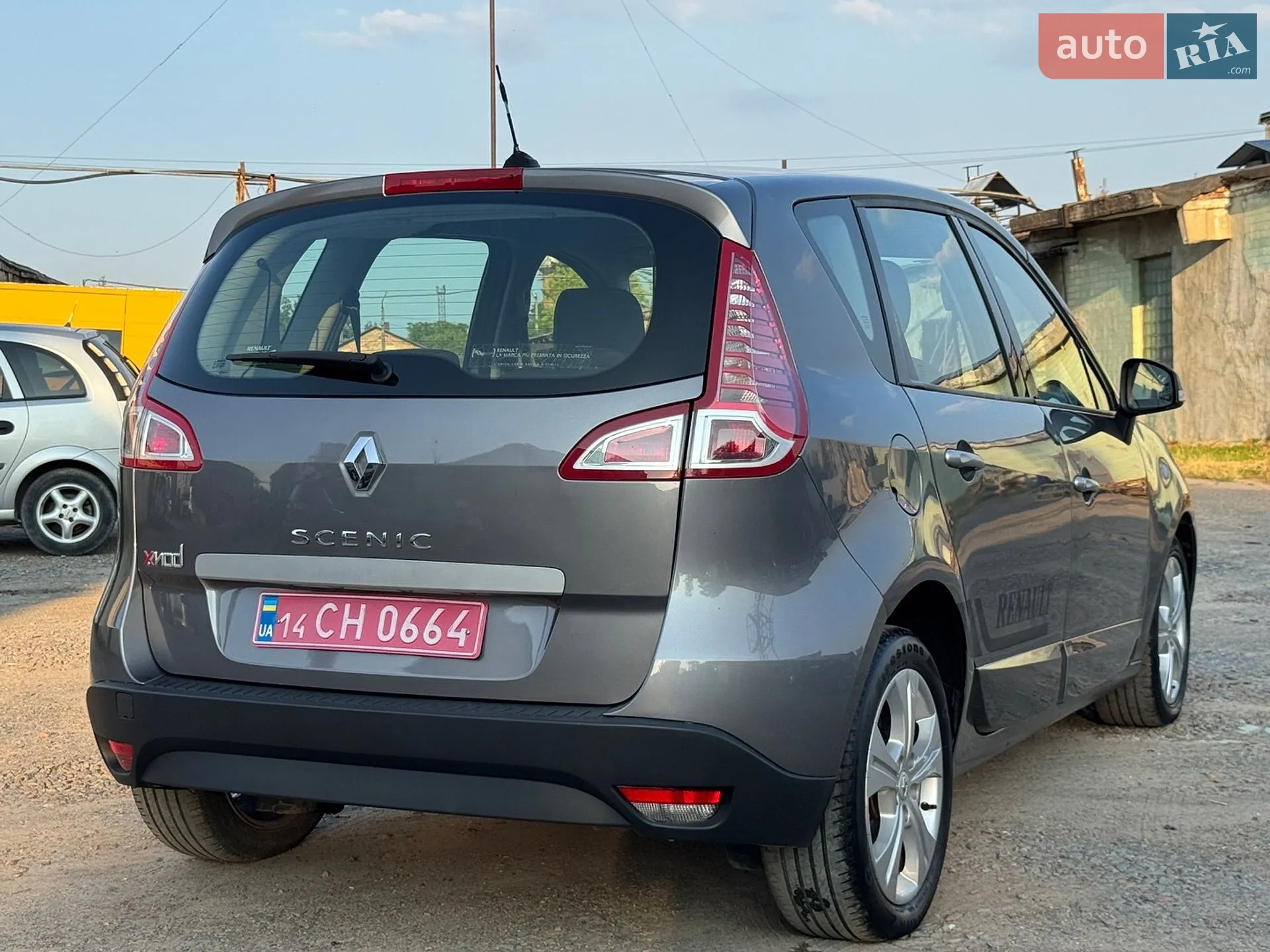 2010 Renault Scenic - мініатюра 26