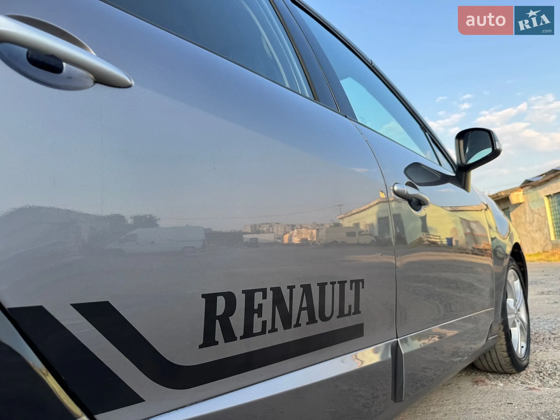 2010 Renault Scenic - мініатюра 30