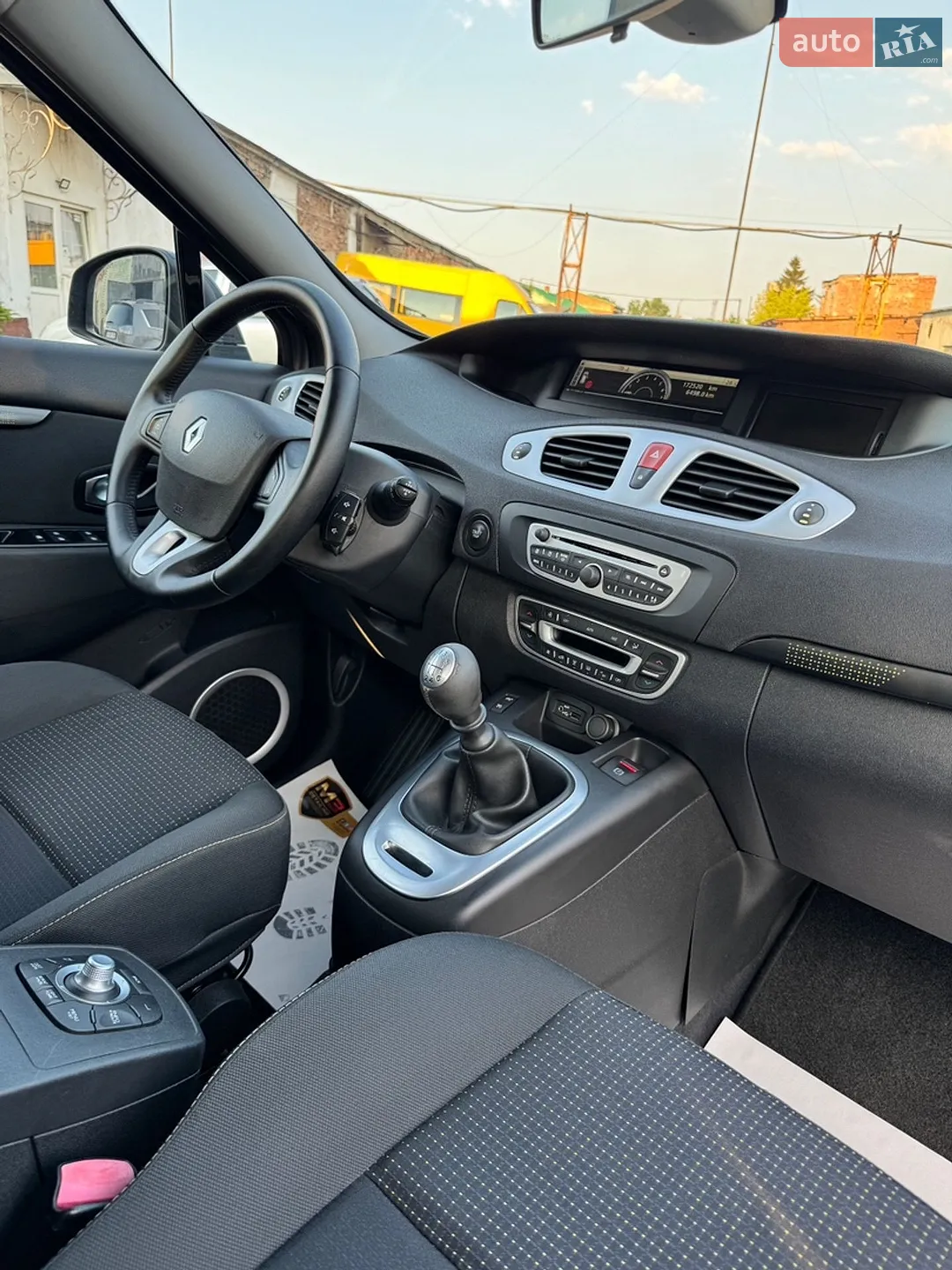 2010 Renault Scenic - мініатюра 48