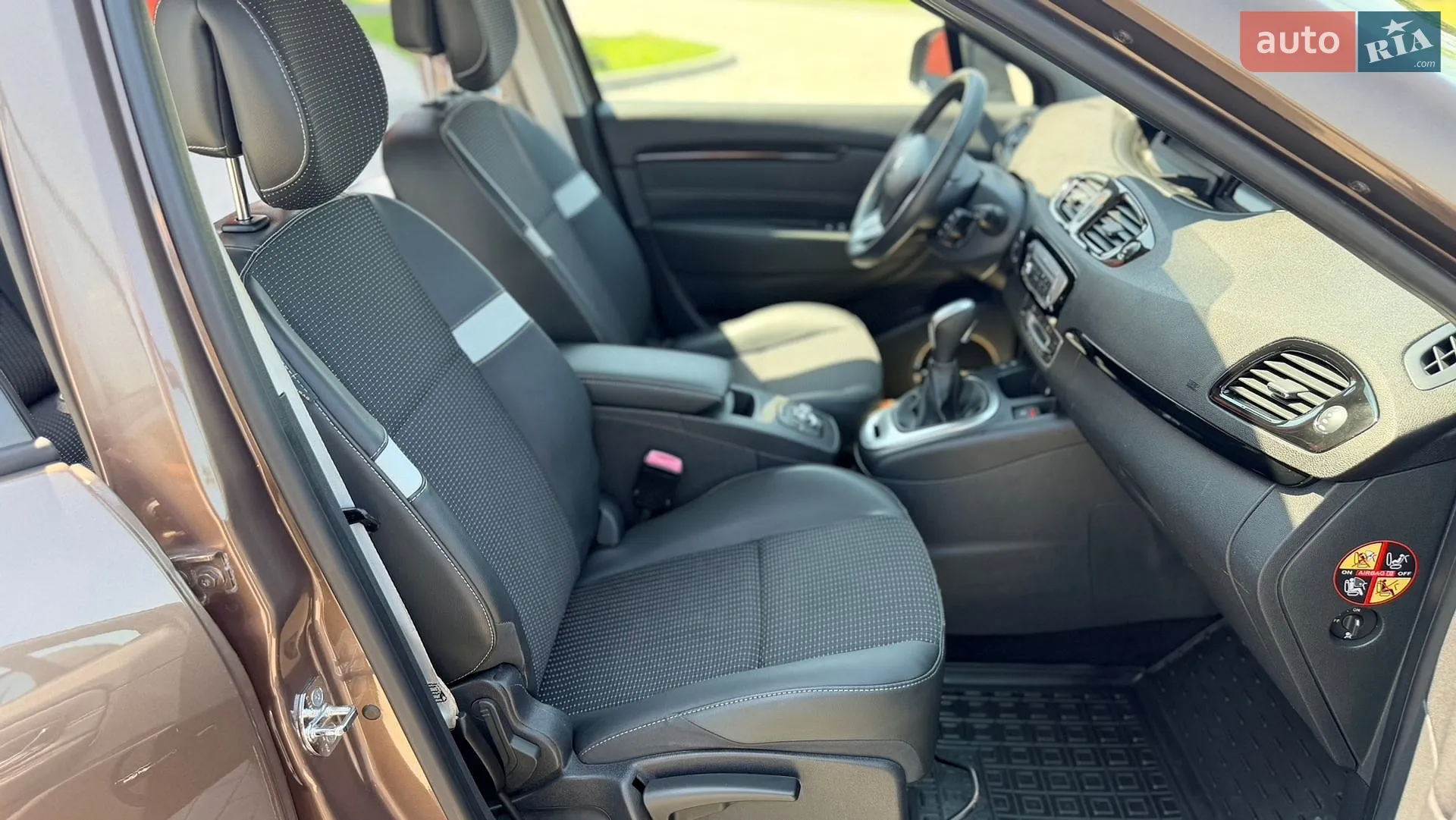 2012 Renault Scenic - мініатюра 41