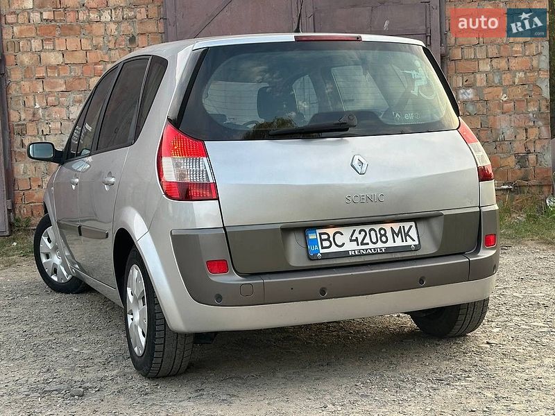 Минивэн Renault Scenic 2005 в Дрогобыче