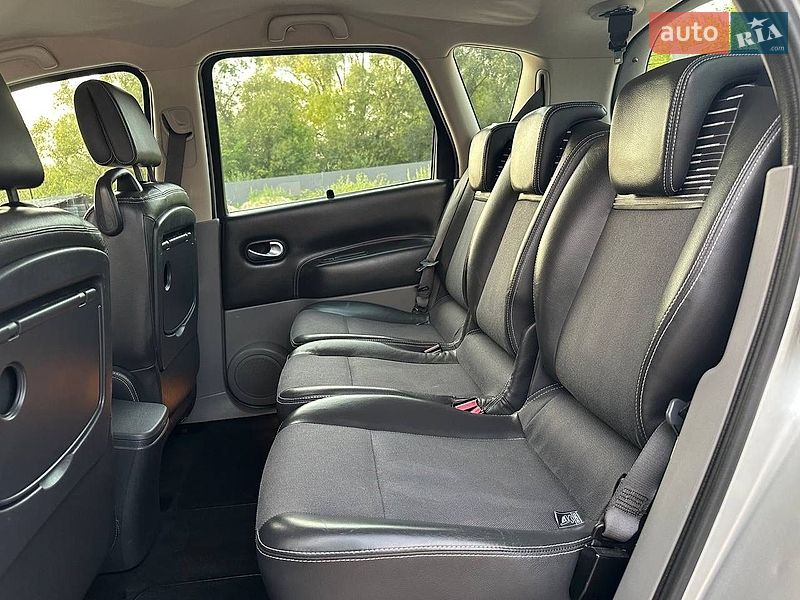 Минивэн Renault Scenic 2005 в Дрогобыче
