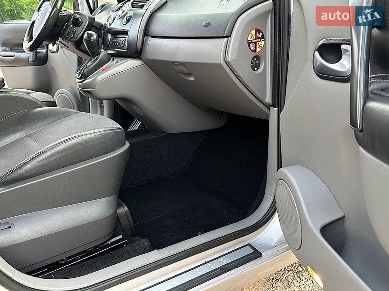 Минивэн Renault Scenic 2005 в Дрогобыче