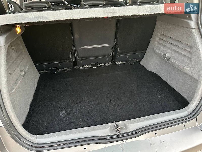 Минивэн Renault Scenic 2005 в Дрогобыче