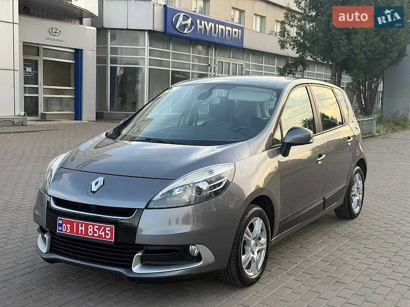 Renault Scenic 2012