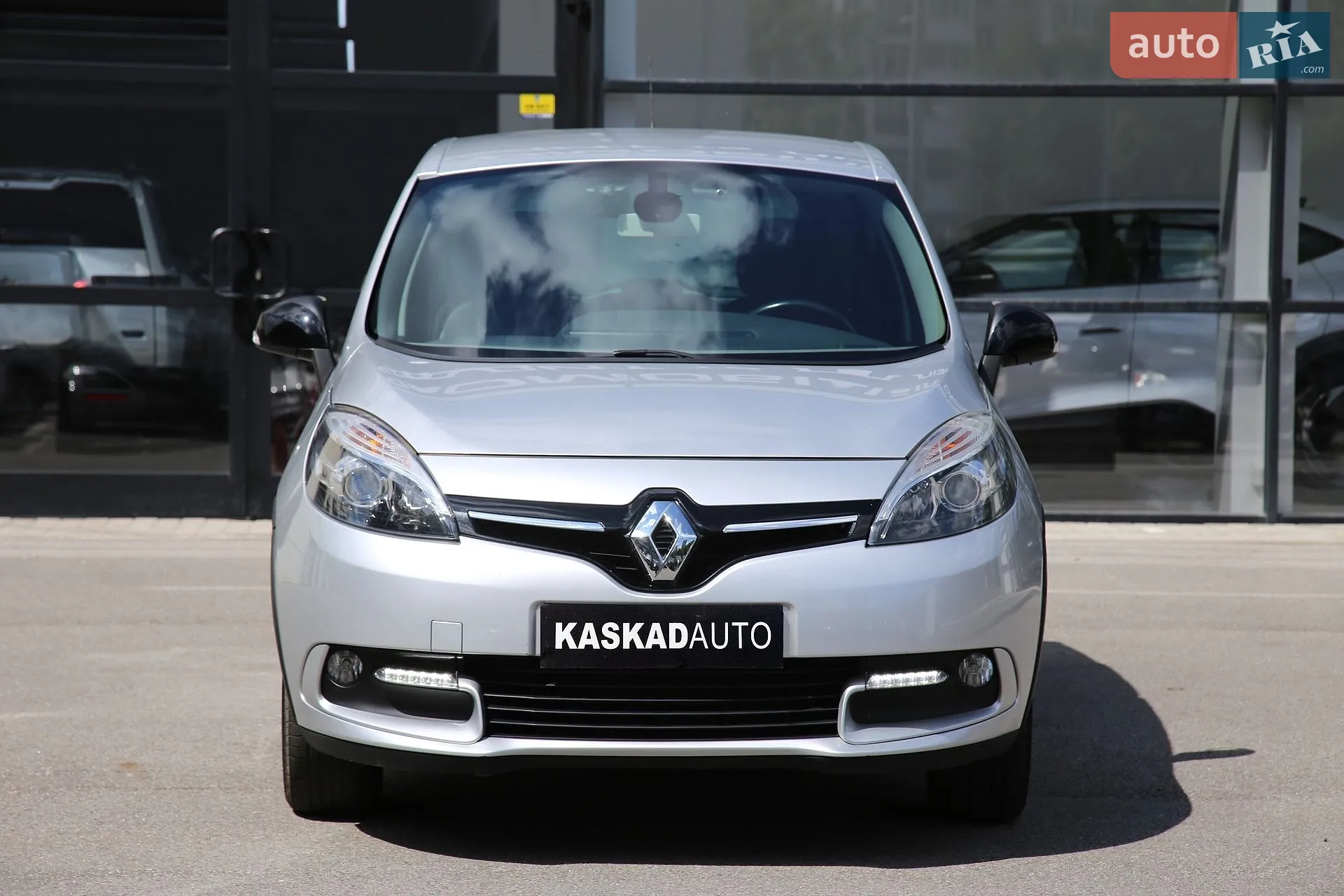 2016 Renault Scenic - мініатюра 2