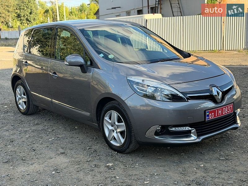 Минивэн Renault Scenic 2015 в Луцке