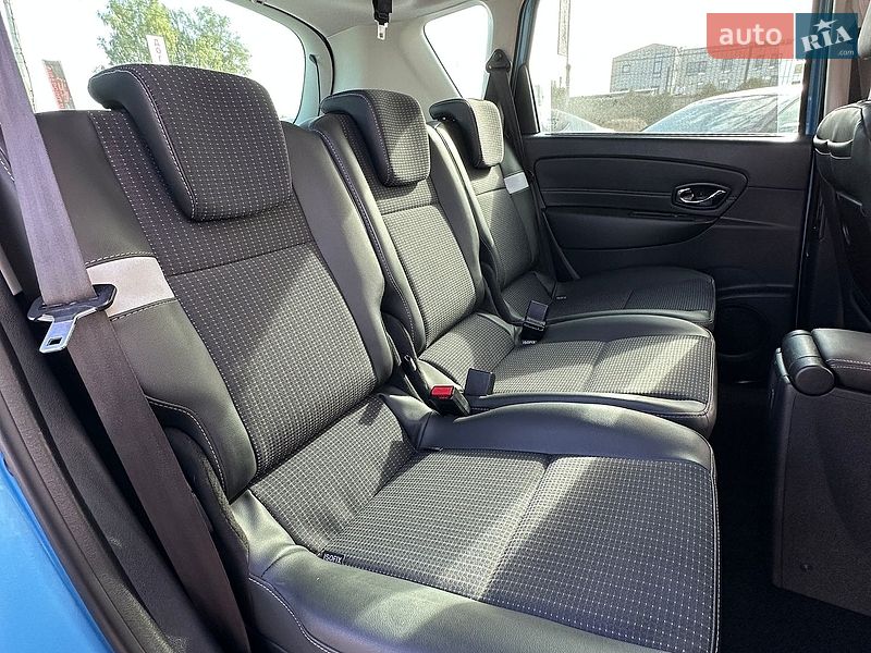 Минивэн Renault Scenic 2012 в Белогородке