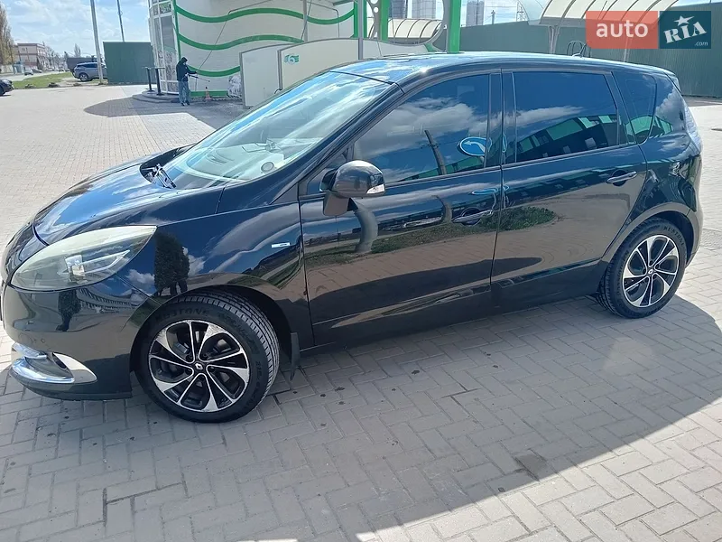 Renault Scenic 2012