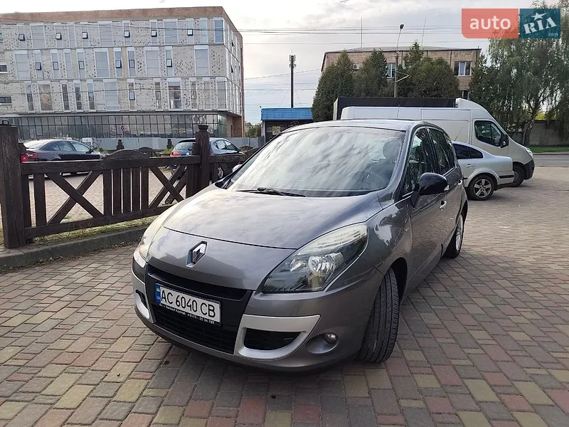 Renault Scenic 2011