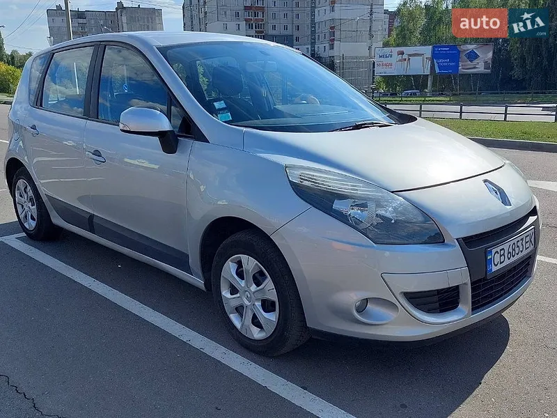 Renault Scenic 2011