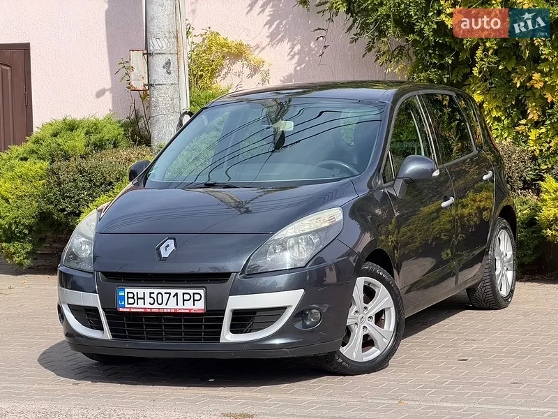 Renault Scenic 2011