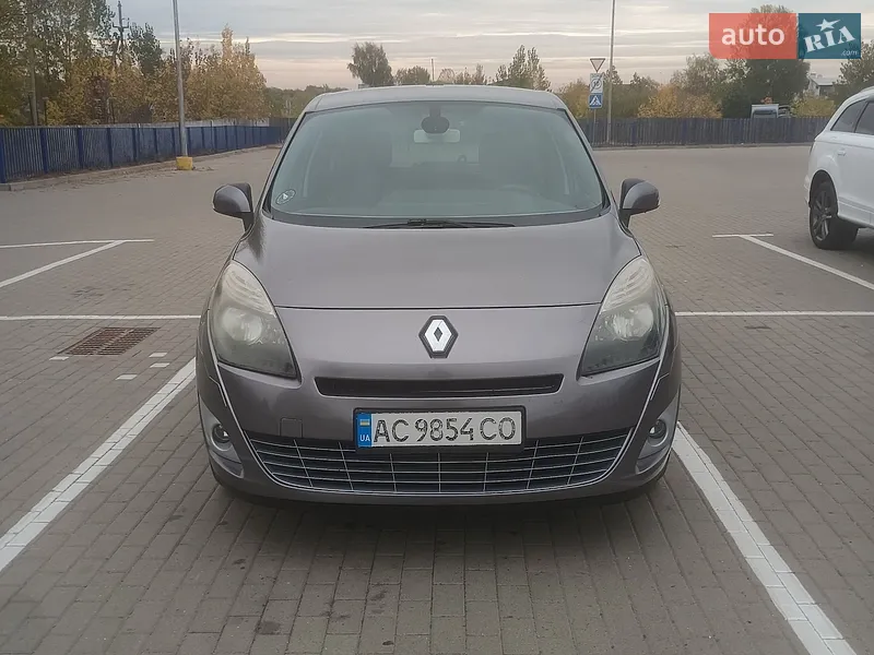 Renault Scenic 2011