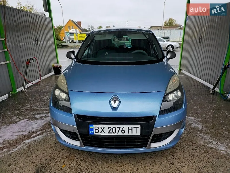 Renault Scenic 2011