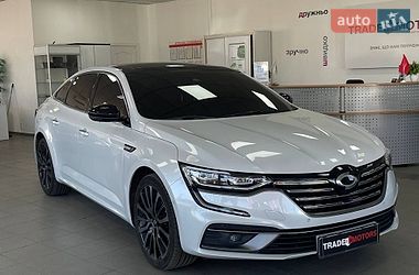 Седан Renault SM6 2023 в Киеве
