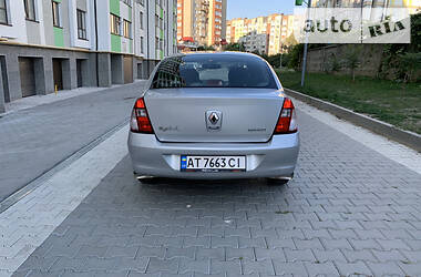 Седан Renault Symbol 2008 в Ивано-Франковске