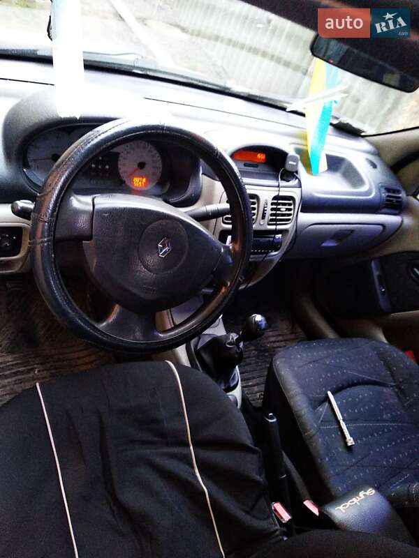 Седан Renault Symbol 2004 в Здолбунове фото 6 Седан Renault Symbol 2004 в Здолбунове