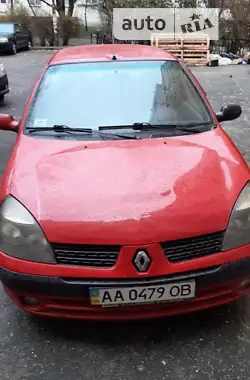Renault Symbol 2003