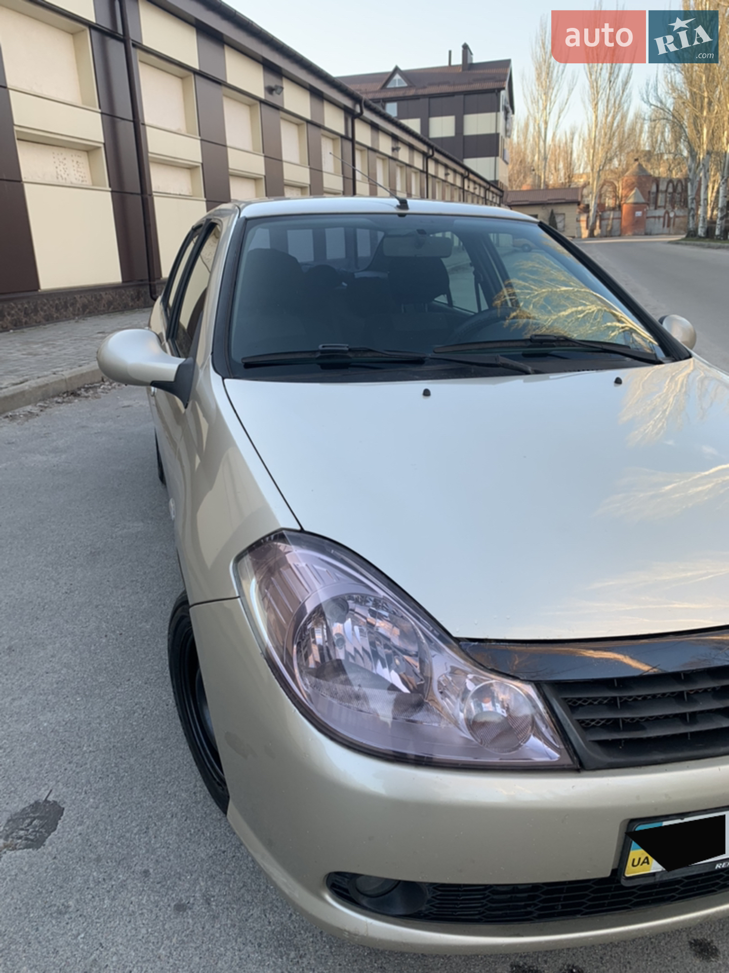 2010 Renault Symbol - мініатюра 9