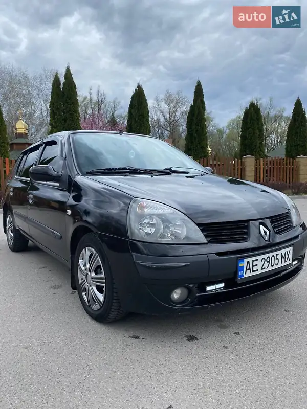 Renault Symbol 2005