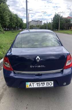 Седан Renault Symbol 2011 в Ивано-Франковске